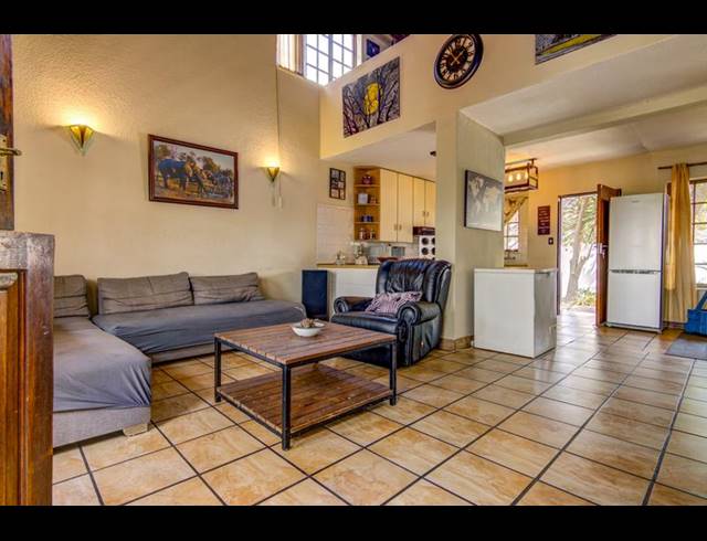 3 BEDROOM TOWNHOUSE FOR SALE IN TERENURE
